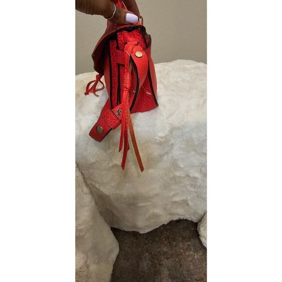 Rebecca Minkoff Small Darren Leather Messenger Bag - Picture 4 of 11